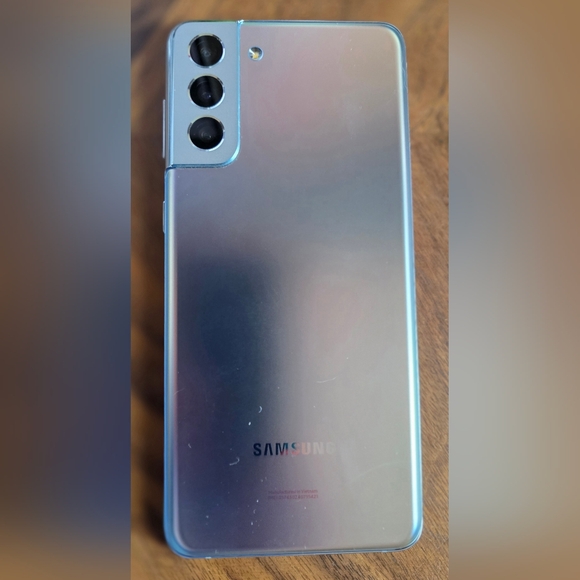 Samsung Galaxy S21+, Unlocked, Silver - Picture 2 of 5